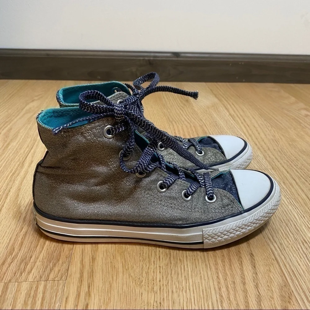 Converse Silver High Top Sneakers Sz 1.5 Kids Youth Shoes